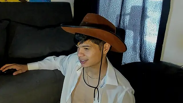 ClemontRosse online show from March 6, 5:09 pm