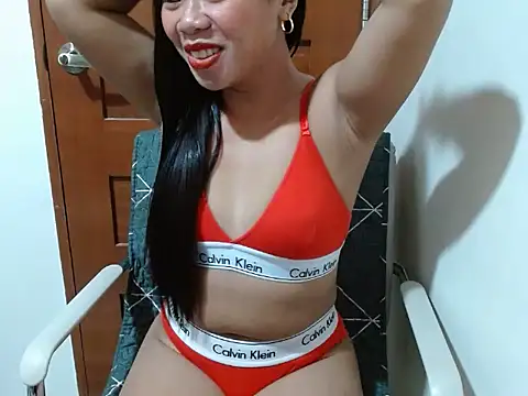 Petite Jeramae22 online show from February 19, 11:56 pm