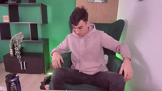 Slendy Knox online show from February 28, 1:01 pm