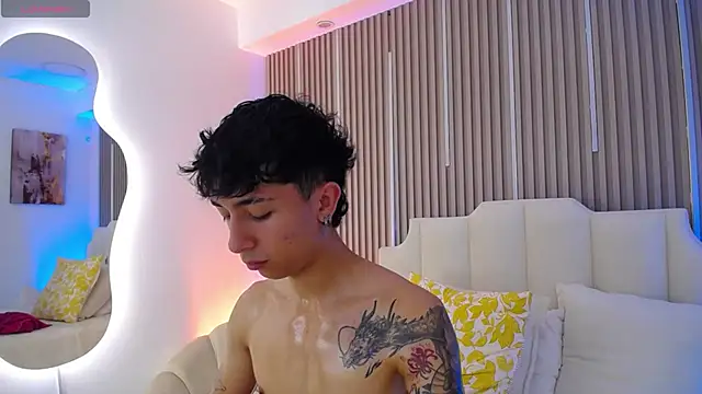 Aiden Rivers  online show from March 11, 12:44 pm