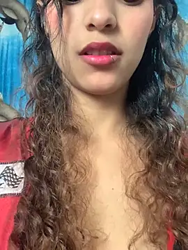 Snapshot of soffii-estrella chatting on March 3, 7:36 am soffii-estrella online show from March 3, 7:36 am