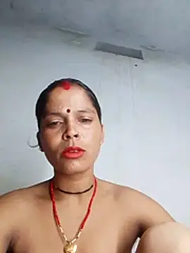 Snapshot of Hot_bh87 chatting on June 26, 6:01 pm Hot bh87 online show from June 26, 6:01 pm