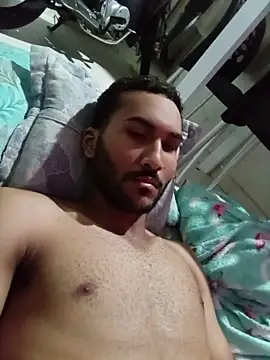 Snapshot of an0203 chatting on March 4, 2:17 am an0203 online show from March 4, 2:17 am