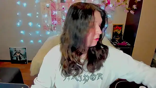 Snapshot of Kate_Acid chatting on June 20, 11:18 pm Kate Acid online show from June 20, 11:18 pm
