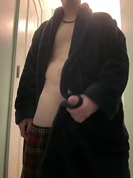 CunningColm online show from March 4, 4:51 am