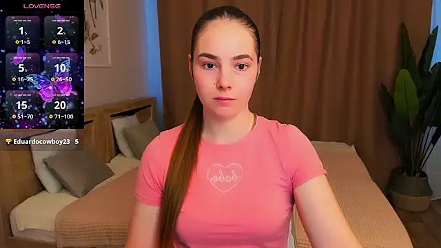 Maddy Wood  online show from February 24, 8:34 am