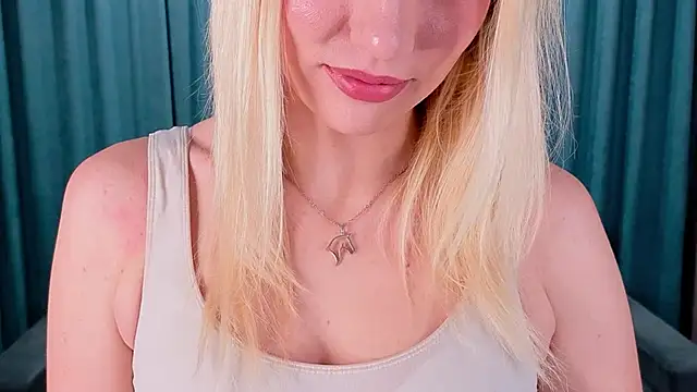 Snapshot of AshleyySchwartz chatting on March 16, 4:22 pm AshleyySchwartz online show from March 16, 4:22 pm