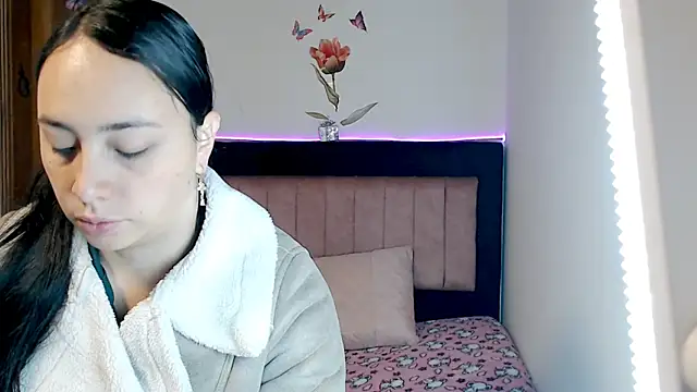 Snapshot of MARYXS1 chatting on February 18, 12:56 pm MARYXS1 online show from February 18, 12:56 pm