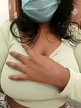 Snapshot of NISHHAA chatting on February 27, 10:43 pm NISHHAA online show from February 27, 10:43 pm