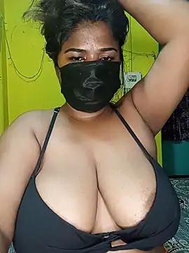 Snapshot of NISHHAA chatting on June 8, 7:47 pm NISHHAA online show from June 8, 7:47 pm