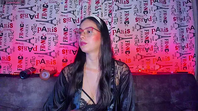 Snapshot of Ivonnybelle chatting on March 3, 3:34 am Ivonnybelle online show from March 3, 3:34 am