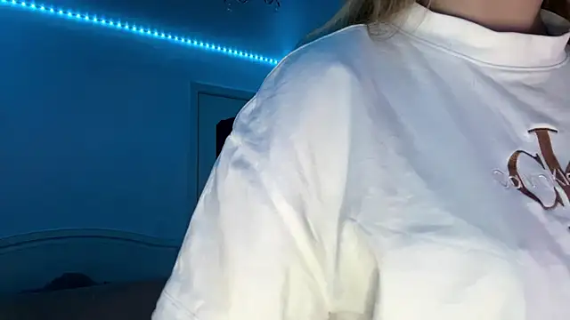 Stefifany online show from March 13, 2:12 pm