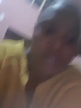 xxBootyBanger23xx online show from June 9, 4:18 pm