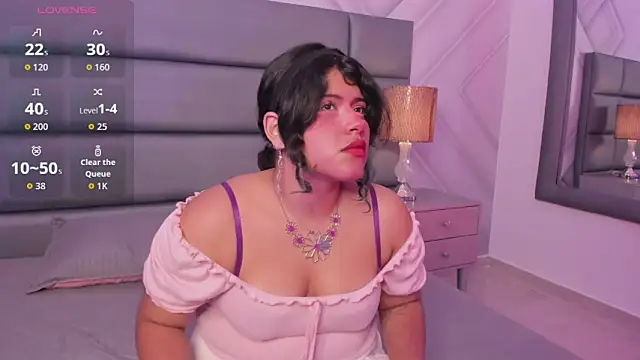 VinkSmokee online show from April 14, 8:15 pm