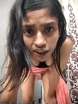 Snapshot of Colleage-girl chatting on April 26, 7:00 pm Colleage-girl online show from April 26, 7:00 pm