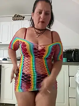 Mishell Perez online show from March 3, 6:47 pm