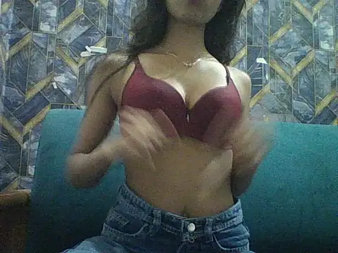 Snapshot of Rani1993 chatting on February 22, 3:32 pm Rani1993 online show from February 22, 3:32 pm