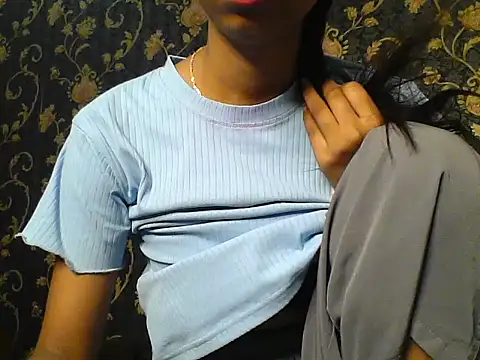 Snapshot of Rani1993 chatting on March 3, 11:05 am Rani1993 online show from March 3, 11:05 am