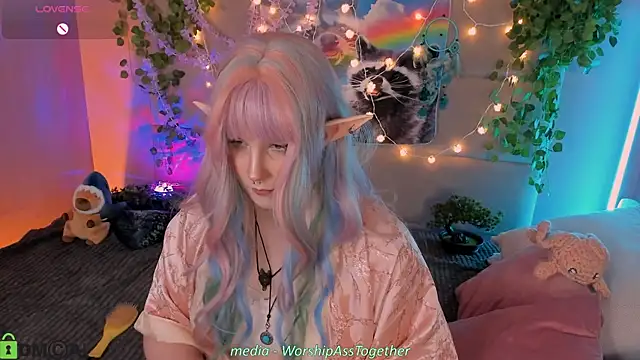 candy yeah online show from April 18, 9:59 pm