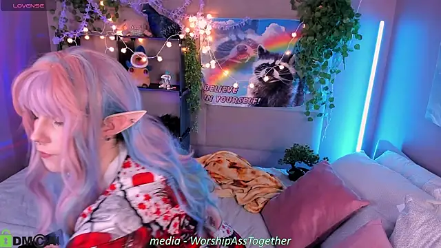 candy yeah online show from April 19, 5:23 pm