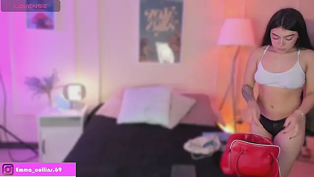 Snapshot of Lummii_ chatting on May 8, 7:41 pm Lummii online show from May 8, 7:41 pm