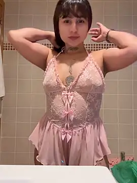 ProductiveCleat258 online show from April 15, 7:32 pm