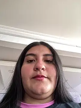 kendra crow  online show from February 18, 5:09 pm