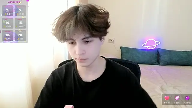  LukaHayes  online show from March 22, 12:08 pm