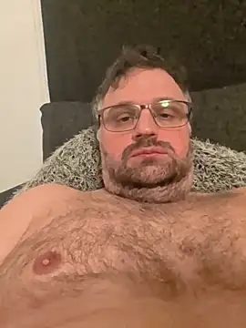 Snapshot of hainorswe chatting on March 1, 3:47 pm hainorswe online show from March 1, 3:47 pm