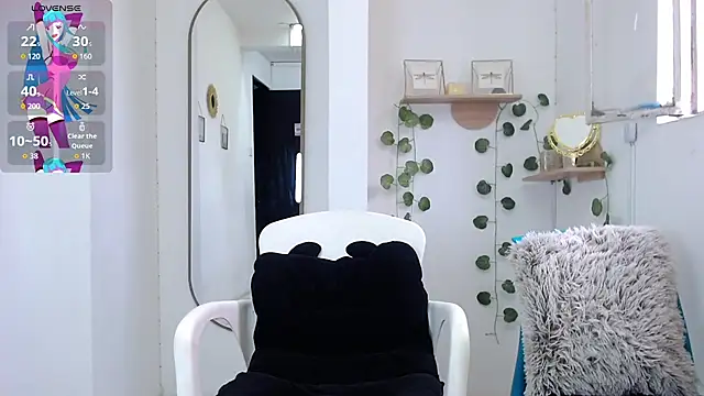 Snapshot of dark_dreams_ chatting on July 6, 7:49 pm dark dreams online show from July 6, 7:49 pm