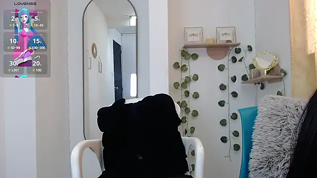 Snapshot of dark_dreams_ chatting on July 17, 6:13 pm dark dreams online show from July 17, 6:13 pm
