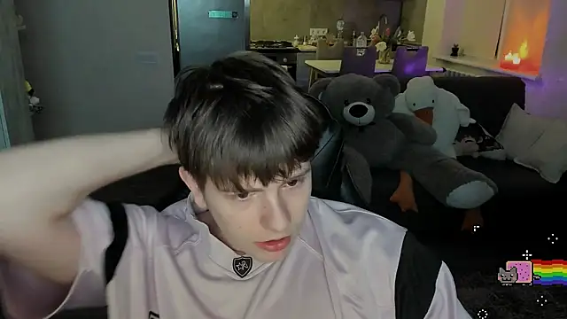 Snapshot of jimmie_hotty chatting on February 17, 7:09 pm jimmie hotty online show from February 17, 7:09 pm