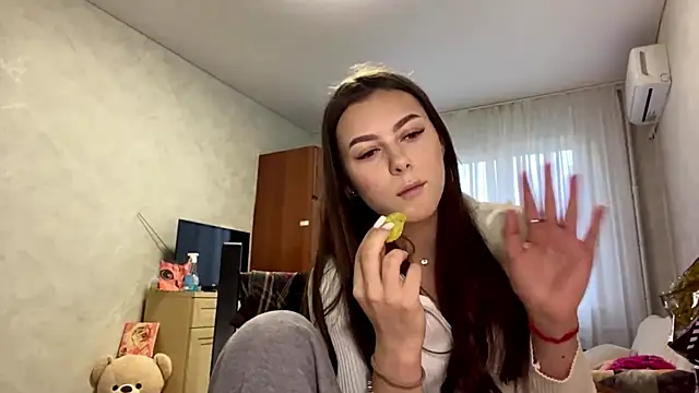 Snapshot of StephaniCute chatting on April 30, 3:07 pm StephaniCute online show from April 30, 3:07 pm