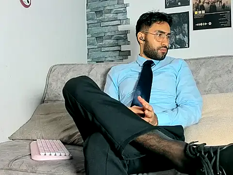 Snapshot of Justdavid_ chatting on May 29, 8:18 pm Justdavid online show from May 29, 8:18 pm