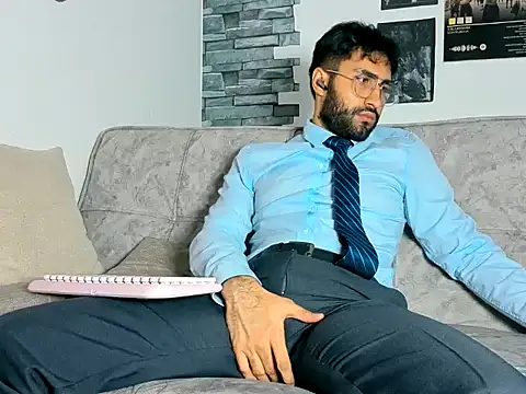 Snapshot of Justdavid_ chatting on June 3, 12:13 am Justdavid online show from June 3, 12:13 am