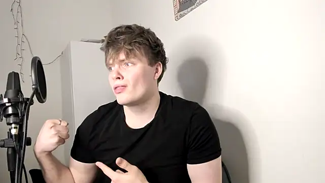 Snapshot of _hetero chatting on February 22, 3:32 pm hetero online show from February 22, 3:32 pm