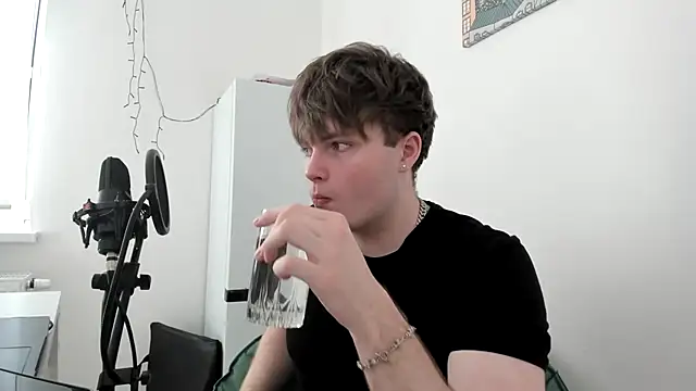 Snapshot of _hetero chatting on February 23, 11:29 am hetero online show from February 23, 11:29 am