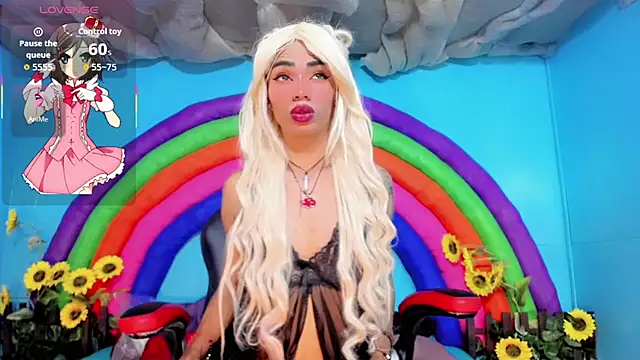 suzume Mendez online show from April 18, 11:25 am