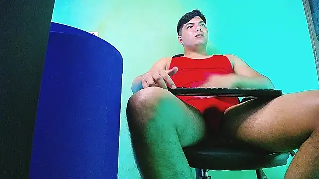 Snapshot of Uriel_Ray_ chatting on February 17, 10:49 pm Uriel Ray online show from February 17, 10:49 pm