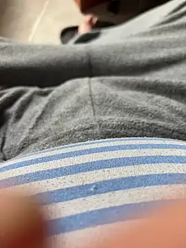 D4n13l47 online show from April 13, 8:31 am