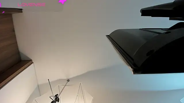 Snapshot of Mia_Bailey_ chatting on April 29, 2:59 am Mia Bailey online show from April 29, 2:59 am