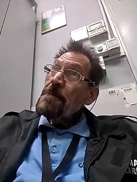 Snapshot of Costy601 chatting on April 29, 11:11 pm Costy601 online show from April 29, 11:11 pm