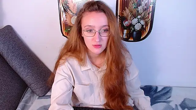 Snapshot of miay_here_ chatting on May 6, 4:56 pm miay here online show from May 6, 4:56 pm