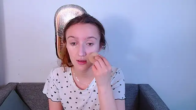 Snapshot of miay_here_ chatting on May 30, 4:59 pm miay here online show from May 30, 4:59 pm