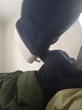 Snapshot of Gym4u2 chatting on February 18, 7:10 pm Gym4u2 online show from February 18, 7:10 pm