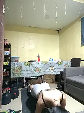 Luna Moonfang online show from April 9, 9:31 pm