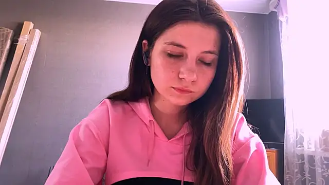 LunnaBliss online show from April 13, 12:10 pm