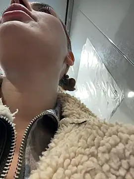 NaughtyChloeee online show from March 25, 5:30 pm