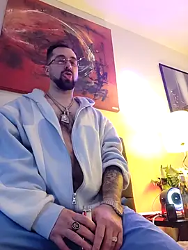 LargeLith online show from April 8, 9:37 pm