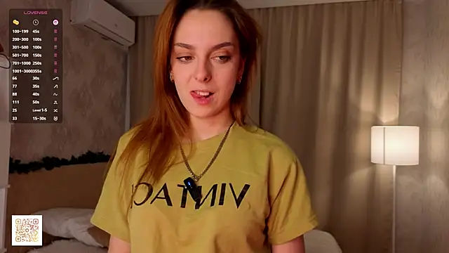 Snapshot of JoslynContrera chatting on February 24, 4:43 am JoslynContrera online show from February 24, 4:43 am